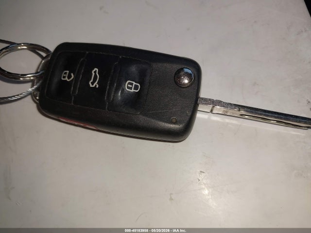 Продажа на аукционе авто 2013 Volkswagen Tiguan Se, vin: WVGBV3AX3DW591768, номер лота: 45183958