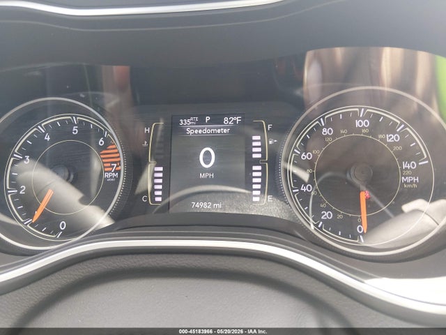 45183966 :رقم المزاد ، 1C4PJMCB9KD440357 vin ، 2019 Jeep Cherokee Latitude 4x4 مزاد بيع