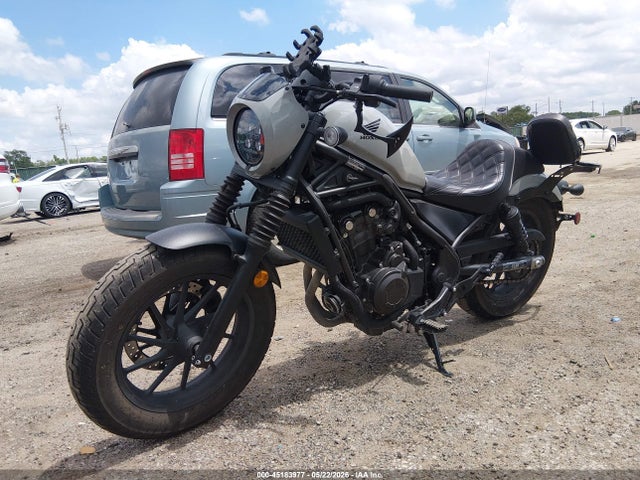 Honda CMX500 A2 2024 MLHPC5616R5700847 Image 2