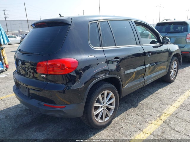 Auction sale of the 2017 Volkswagen Tiguan 2.0t/2.0t S, vin: WVGAV7AX3HK047058, lot number: 45184001