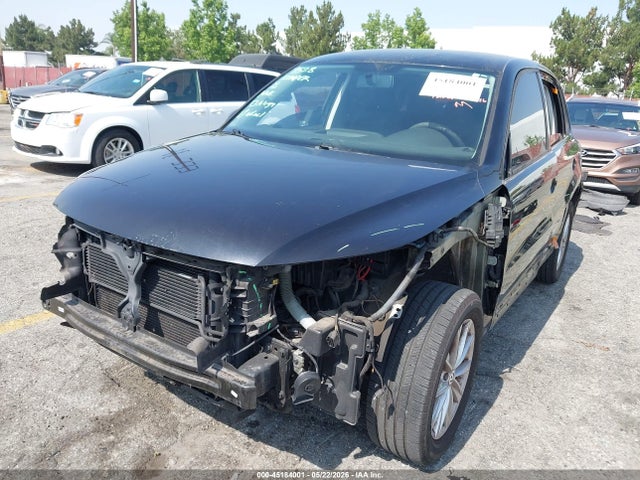 Auction sale of the 2017 Volkswagen Tiguan 2.0t/2.0t S, vin: WVGAV7AX3HK047058, lot number: 45184001