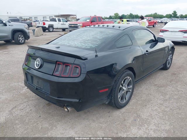 2014 Ford Mustang V6 Premium მანქანა იყიდება აუქციონზე, vin: 1ZVBP8AM2E5291337, აუქციონის ნომერი: 45184030