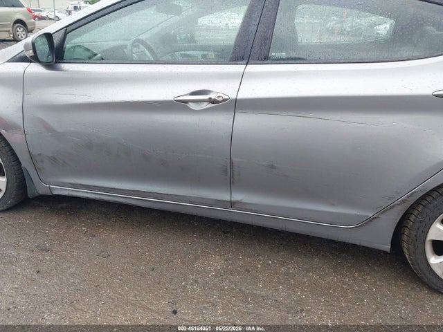 Продажа на аукционе авто 2013 Hyundai Elantra Limited, vin: KMHDH4AE7DU615554, номер лота: 45184051