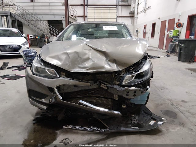1G1BE5SM3H7224611 Chevrolet Cruze Lt Auto