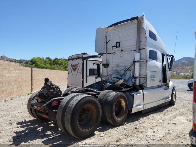 Aukcja sprzedaży 2022 Volvo Vnl, vin: 4V4NC9EH5NN298706, numer aukcji: 45184125