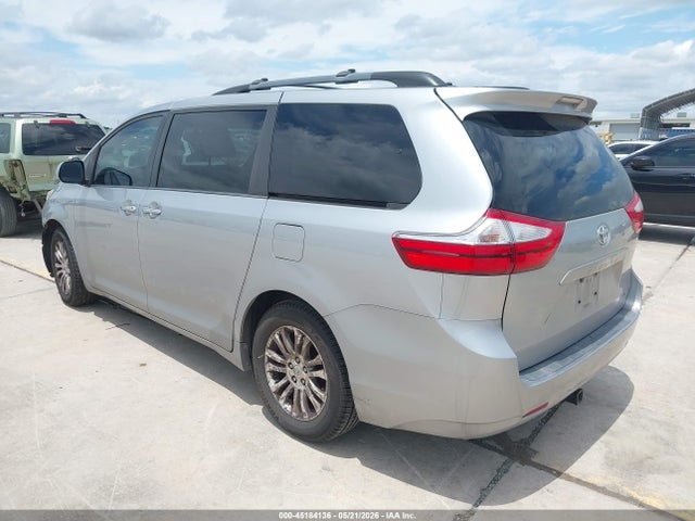 Продажа на аукционе авто 2015 Toyota Sienna Xle 8 Passenger, vin: 5TDYK3DC5FS573002, номер лота: 45184136