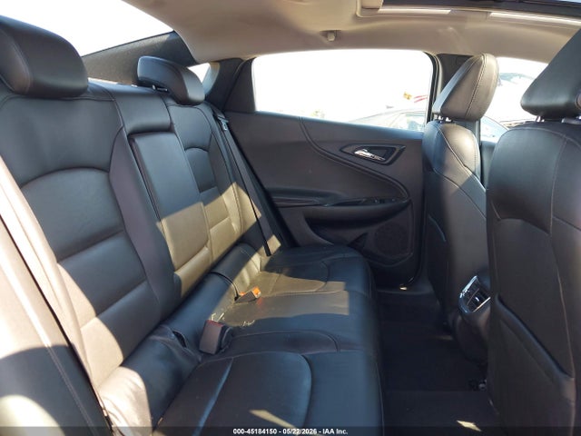 1G1ZE5SX0LF058006 Chevrolet Malibu Fwd Premier