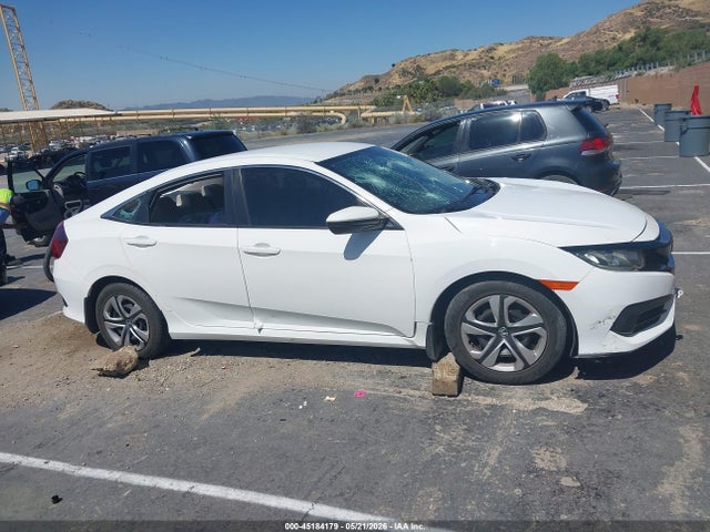 Продажа на аукционе авто 2018 Honda Civic Lx, vin: 2HGFC2F5XJH536467, номер лота: 45184179