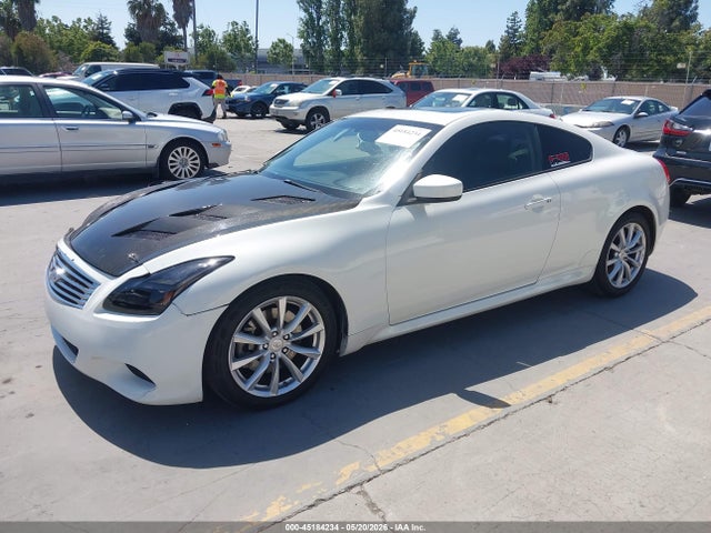 45184234 :رقم المزاد ، JN1CV6EK8EM113516 vin ، 2014 Infiniti Q60 Journey مزاد بيع