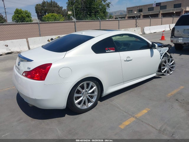 45184234 :رقم المزاد ، JN1CV6EK8EM113516 vin ، 2014 Infiniti Q60 Journey مزاد بيع