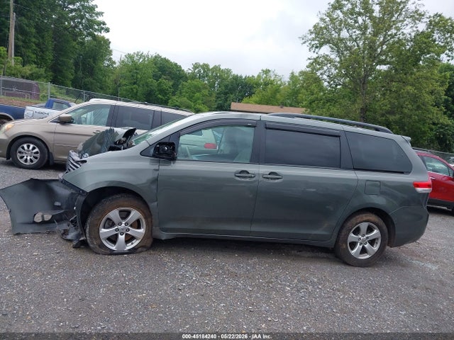 Aukcja sprzedaży 2013 Toyota Sienna Le V6 8 Passenger, vin: 5TDKK3DC7DS381017, numer aukcji: 45184240