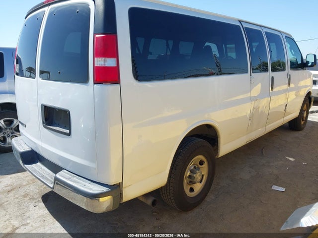 1GAZGPFG3H1332383 Chevrolet Express 3500 Lt