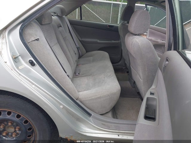 45184254 :رقم المزاد ، JTDBE32K720086176 vin ، 2002 Toyota Camry Le مزاد بيع