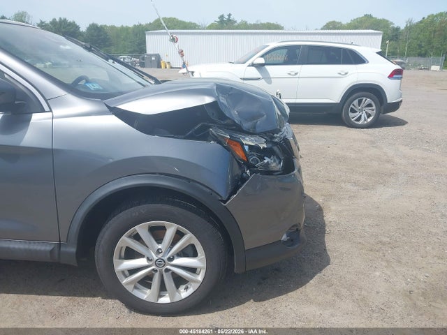 JN1BJ1CR2KW624276 Nissan Rogue Sport Sv