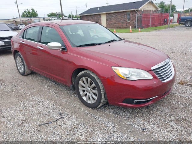 Chrysler 200 Limited 2014 1C3CCBCG3EN172546 main image