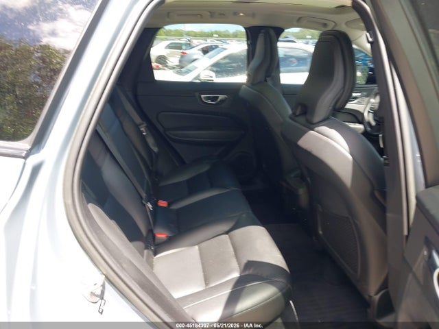 2023 Volvo Xc60 B5 Core მანქანა იყიდება აუქციონზე, vin: YV4L12DK0P1254956, აუქციონის ნომერი: 45184307