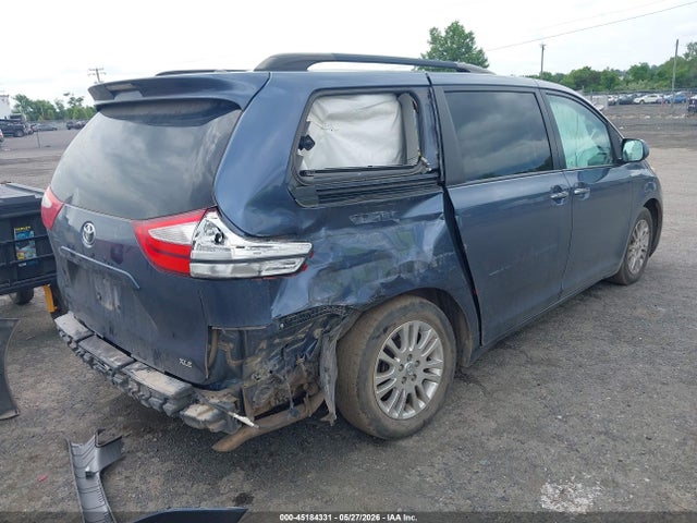 Продаж на аукціоні авто 2016 Toyota Sienna Xle Premium 8 Passenger, vin: 5TDYK3DC8GS738722, номер лоту: 45184331