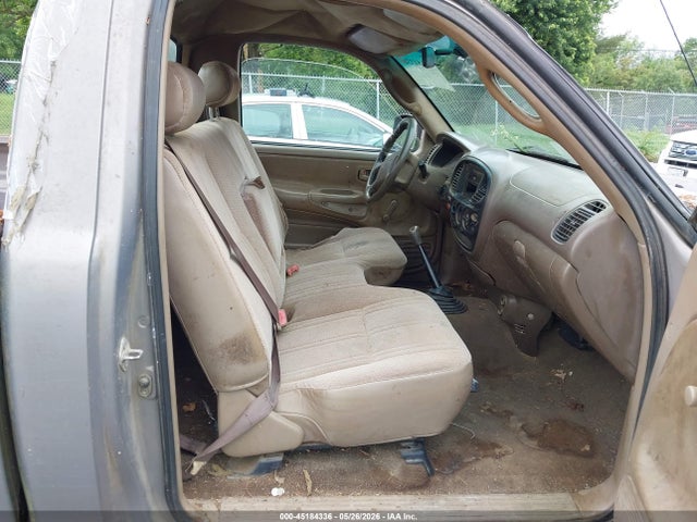 2000 Toyota Tundra მანქანა იყიდება აუქციონზე, vin: 5TBJN3219YS023890, აუქციონის ნომერი: 45184336