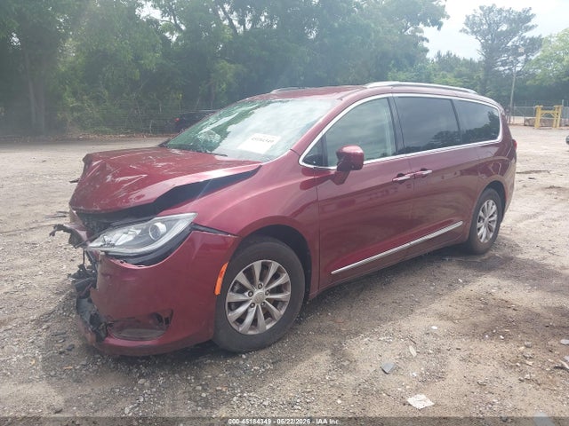 45184349 :رقم المزاد ، 2C4RC1BG9KR597348 vin ، 2019 Chrysler Pacifica Touring L مزاد بيع