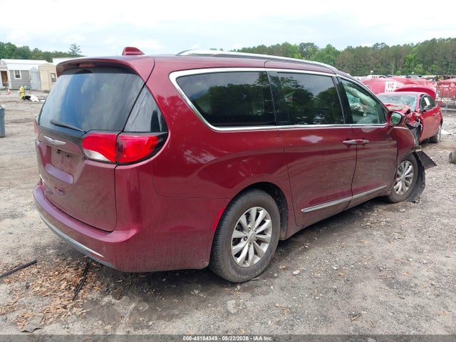 45184349 :رقم المزاد ، 2C4RC1BG9KR597348 vin ، 2019 Chrysler Pacifica Touring L مزاد بيع