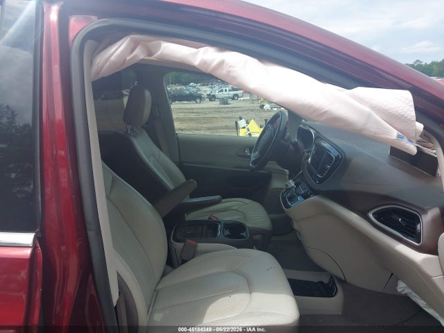 45184349 :رقم المزاد ، 2C4RC1BG9KR597348 vin ، 2019 Chrysler Pacifica Touring L مزاد بيع