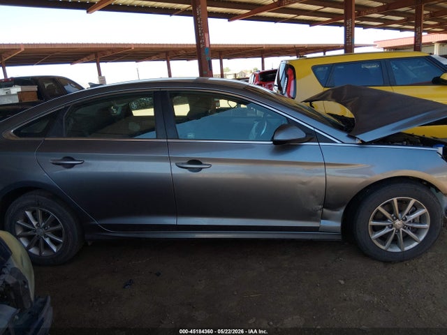 5NPE24AF4JH698319 Hyundai SONATA SE