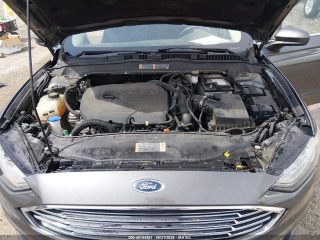 3FA6P0HD9HR364979 Ford FUSION SE