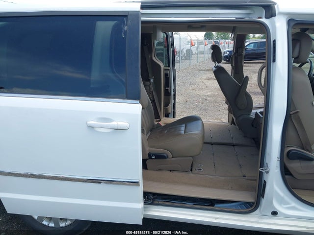 Продажа на аукционе авто 2016 Chrysler Town & Country Touring, vin: 2C4RC1BG1GR206233, номер лота: 45184378