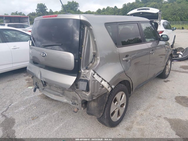 Продажа на аукционе авто 2015 Kia Soul, vin: KNDJN2A24F7131854, номер лота: 45184410