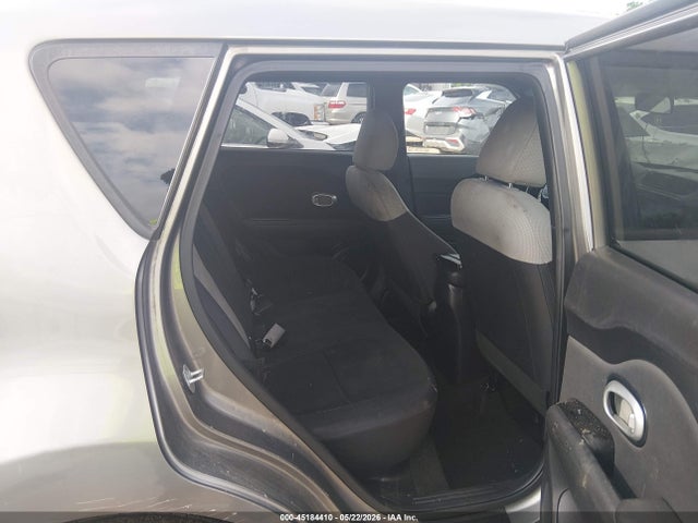 Продажа на аукционе авто 2015 Kia Soul, vin: KNDJN2A24F7131854, номер лота: 45184410