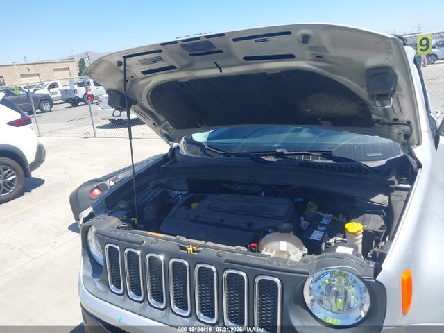 2015 Jeep Renegade Latitude მანქანა იყიდება აუქციონზე, vin: ZACCJBBH2FPC23040, აუქციონის ნომერი: 45184419