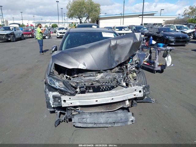 4T1C11AKXLU918976 Toyota CAMRY LE