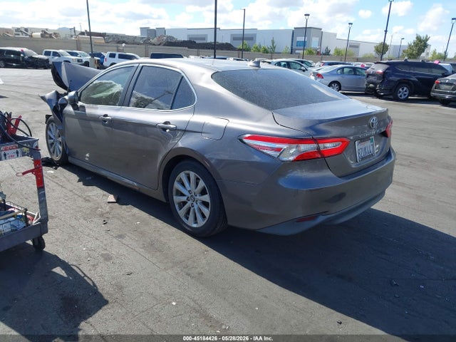 4T1C11AKXLU918976 Toyota CAMRY LE