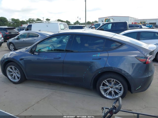 Продаж на аукціоні авто 2023 Tesla Model Y Awd/long Range Dual Motor All-wheel Drive, vin: 7SAYGDEE3PA175915, номер лоту: 45184427