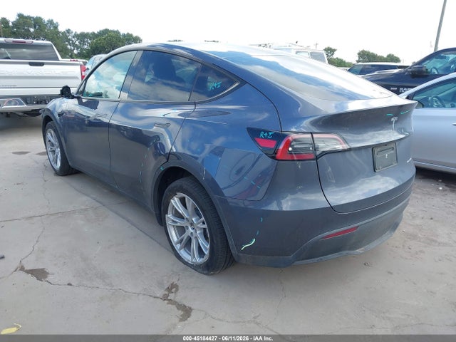 Продаж на аукціоні авто 2023 Tesla Model Y Awd/long Range Dual Motor All-wheel Drive, vin: 7SAYGDEE3PA175915, номер лоту: 45184427