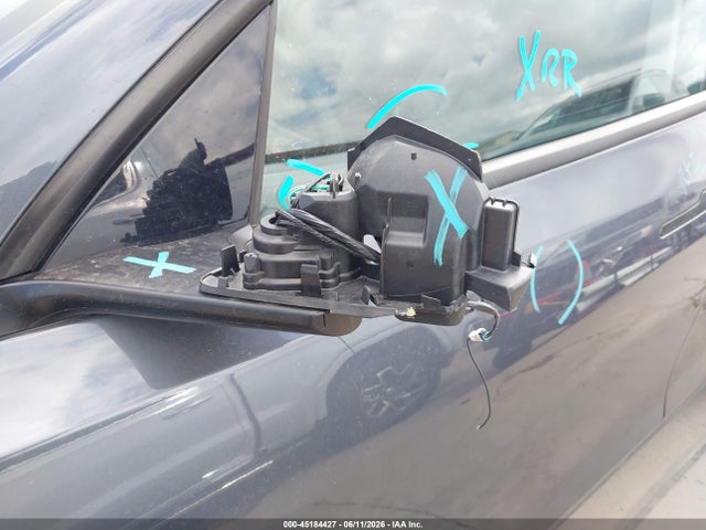 Продаж на аукціоні авто 2023 Tesla Model Y Awd/long Range Dual Motor All-wheel Drive, vin: 7SAYGDEE3PA175915, номер лоту: 45184427