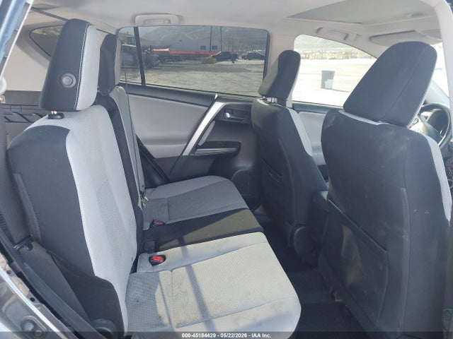 JTMWFREV2GJ074168 Toyota Rav4 Xle