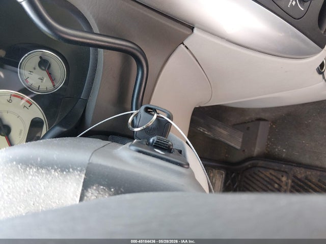 45184436 :رقم المزاد ، 2C4GP54L35R433370 vin ، 2005 Chrysler Town & Country Touring مزاد بيع