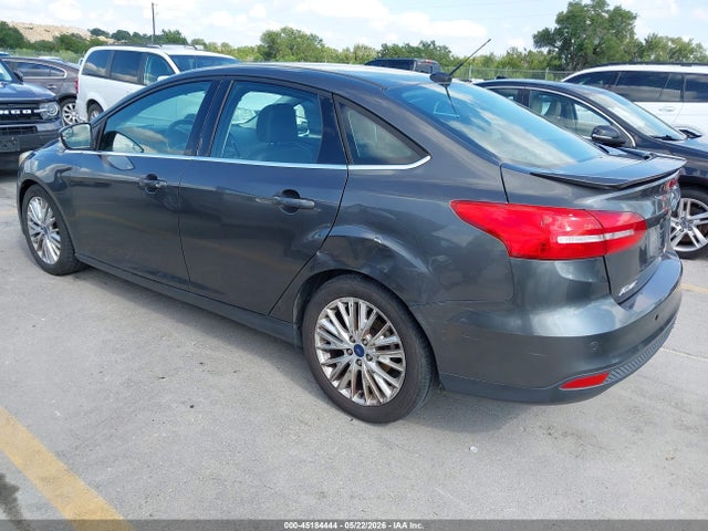 Ford Focus Titanium 2015 1FADP3J25FL238650 Image 3