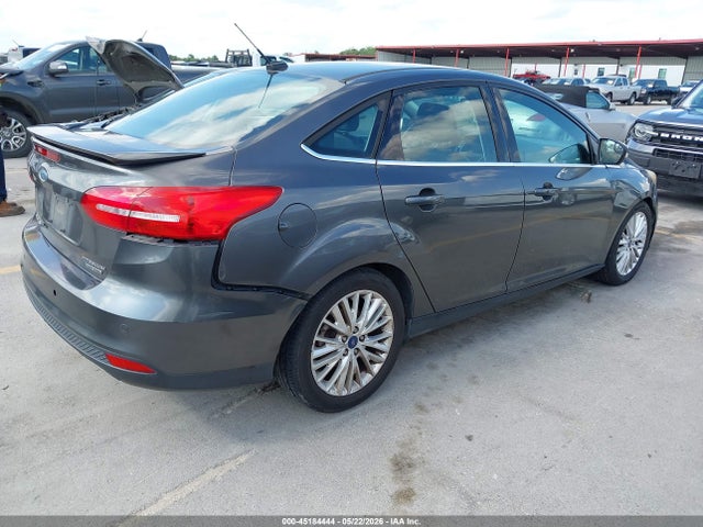 Ford Focus Titanium 2015 1FADP3J25FL238650 Image 4
