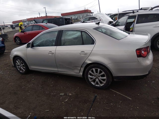 Продаж на аукціоні авто 2010 Volkswagen Jetta Se, vin: 3VWRX7AJ9AM025137, номер лоту: 45184475