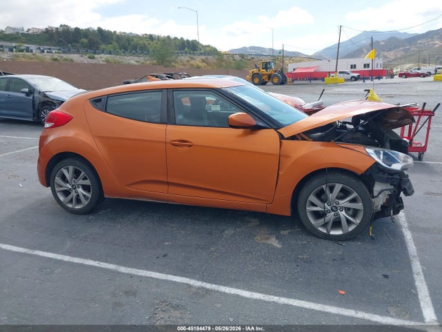 45184479 :رقم المزاد ، KMHTC6AD7HU307383 vin ، 2017 Hyundai Veloster مزاد بيع