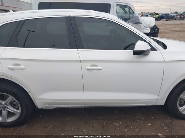 2021 Audi Q5 Premium 45 Tfsi Quattro S Tronic მანქანა იყიდება აუქციონზე, vin: WA1AAAFY4M2093484, აუქციონის ნომერი: 45184485