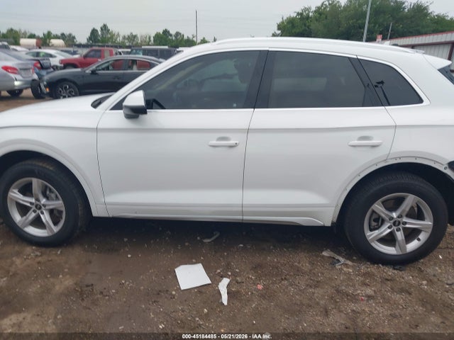 2021 Audi Q5 Premium 45 Tfsi Quattro S Tronic მანქანა იყიდება აუქციონზე, vin: WA1AAAFY4M2093484, აუქციონის ნომერი: 45184485