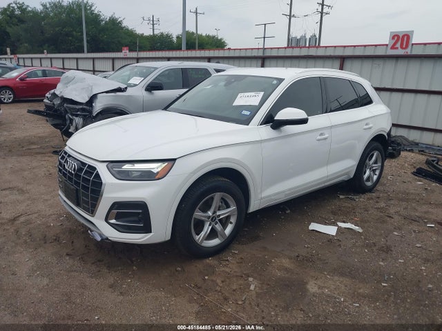 2021 Audi Q5 Premium 45 Tfsi Quattro S Tronic მანქანა იყიდება აუქციონზე, vin: WA1AAAFY4M2093484, აუქციონის ნომერი: 45184485