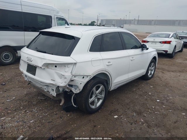 2021 Audi Q5 Premium 45 Tfsi Quattro S Tronic მანქანა იყიდება აუქციონზე, vin: WA1AAAFY4M2093484, აუქციონის ნომერი: 45184485