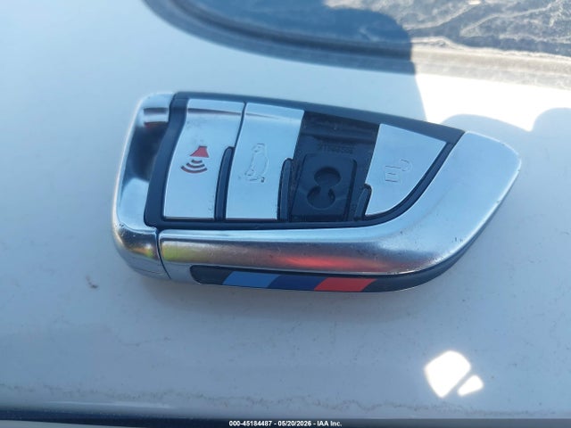WBAJE5C36HG917095 BMW 540I