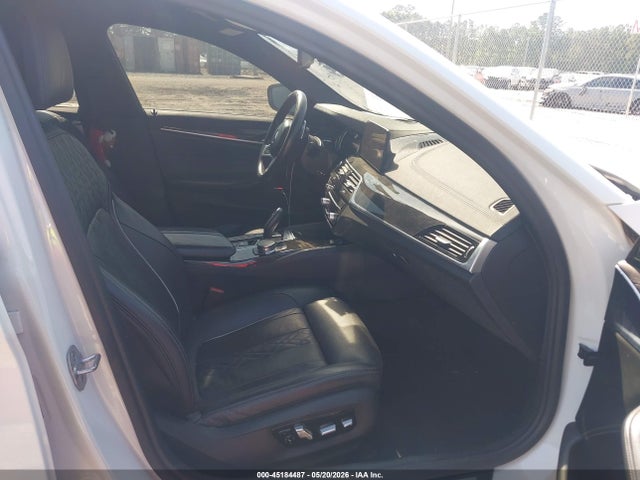 WBAJE5C36HG917095 BMW 540I