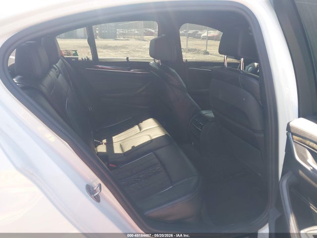 WBAJE5C36HG917095 BMW 540I