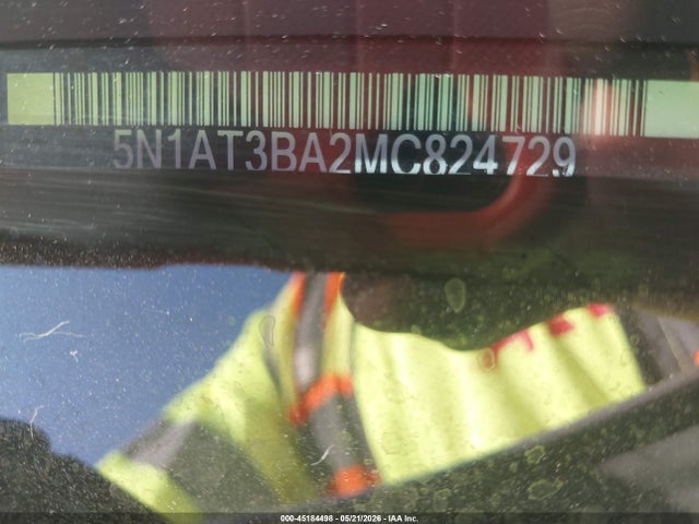 5N1AT3BA2MC824729 Nissan Rogue Sv Fwd